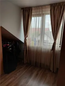 Casă 4 camere Costi - poza 13