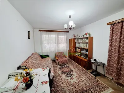 Apartament 3 camere Bacău - poza 2