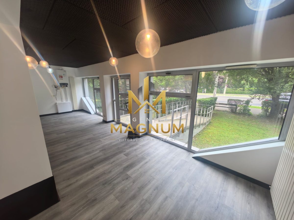 Spațiu comercial renovat, vitrină 10 m, bulevard principal, parter - Baia Mare