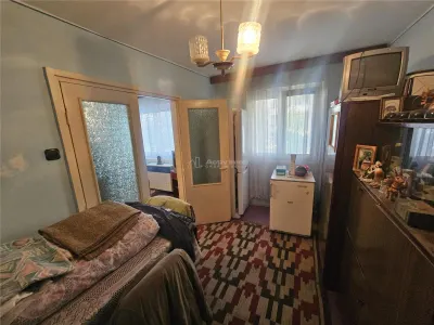 Apartament 2 camere Reșița - poza 4