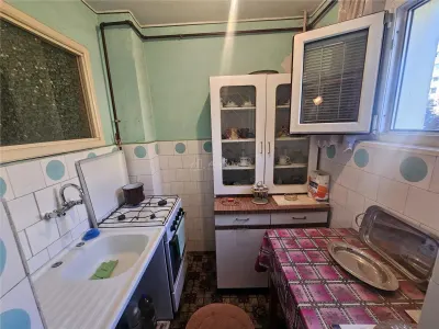 Apartament 2 camere Reșița - poza 6